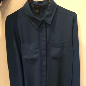 Ann Taylor Petite 2P. Turquoisey-blue blouse
